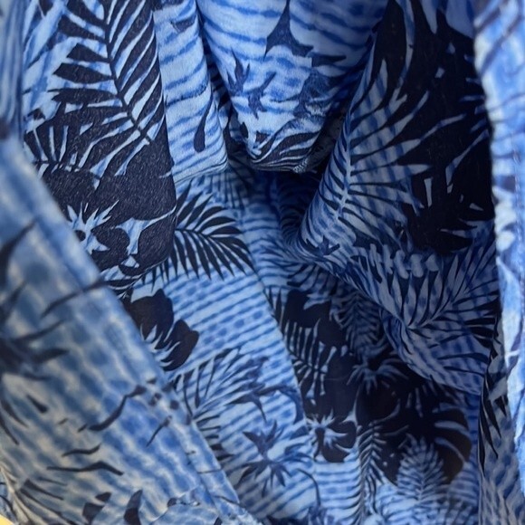 a.n.a New Approach tropical dress in blue Large palm  leafs - Picture 6 of 9